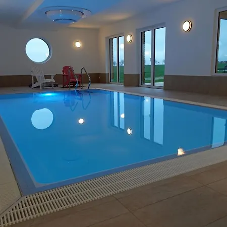 Ferienhaus In Hohenkirchen Mit Grosser Terrasse - A88459 펜션 Hohenkirchen (Nordwestmecklenburg)